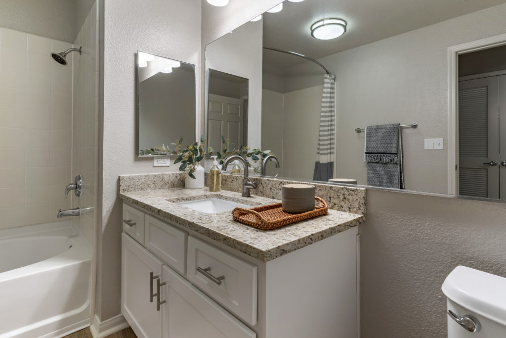 bell rohnert park interior model bathroom